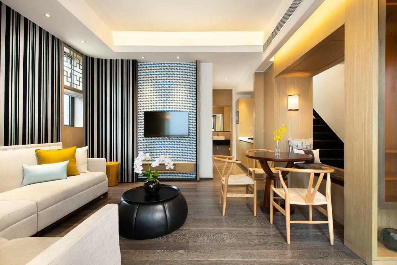 Howard Johnson Jinlin Plaza Lijiang Lijiang  Exterior foto